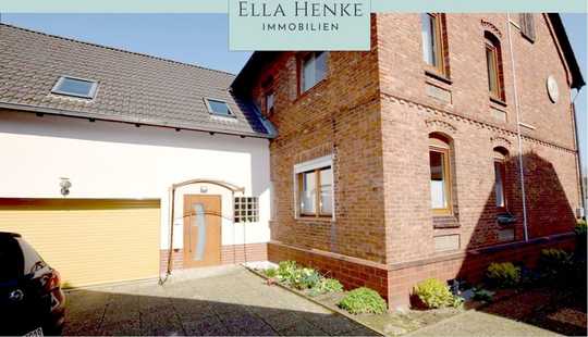 Bild von Viel Platz: Großzügiges, gepflegtes Backsteinhaus mit zwei Wohnungen, Garten + Garage ...