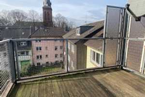 Helle & renovierte Dachgeschosswohnung mit Balkon – Spichernstraße 27, 47137 Duisburg – Vorschaubild 13