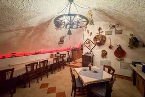 charmantes Wohn- und Geschäftshaus bei Radeburg mit Eigennutzungsmöglichkeit – Radeburger Straße 14, 1561 Ebersbach – Vorschaubild 6