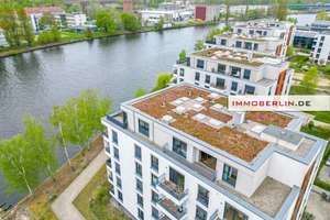 IMMOBERLIN.DE - Wasserblick! Lichtstarke Wohnung mit Südterrasse in neuer Trendlage – Die vollständige Adresse der Immobilie erhältst du vom Anbieter., 12459 Oberschöneweide, Berlin – Vorschaubild 1
