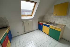 Charmante 2-Zimmer Dachgeschosswohnung in Aachen-Eilendorf! – Heckstraße 121, 52080 Eilendorf, Aachen – Vorschaubild 3