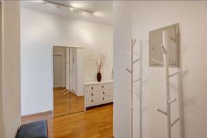 Möbliert: Lichtdurchflutete Altbauwohnung in gefragter Lage – Die vollständige Adresse der Immobilie erhältst du vom Anbieter., 81675 Haidhausen Nord, München – Vorschaubild 10