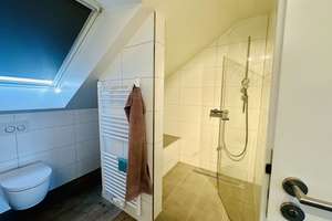 Schöne offene 2 Zimmerwohnung mit Dachterrasse  gegenüber vom Andreasquatier zu vermieten. – Die vollständige Adresse der Immobilie erhältst du vom Anbieter., 40213 Altstadt, Düsseldorf – Vorschaubild 8