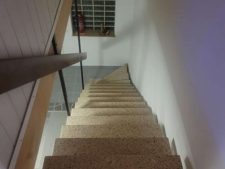 Treppe ins UG