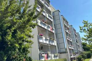Balkon & Wanne // praktische 3-Zi.-Whg. // kurzfristiger Bezug möglich – Feuerbachstraße 4a, 1219 Leubnitz-Neuostra, Dresden – Vorschaubild 3