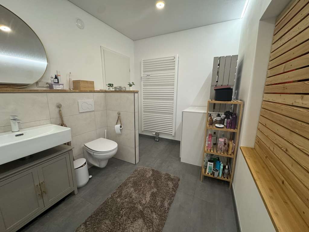 Immobilie in Neuhofen - Wohnen über den Dächern: Licht, Ruhe & Weitblick genießen - Bild 4