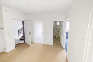 Perfekt aufgeteilte 3ZKDB mit 2 Balkonen, Gäste-WC am Kittelbach – Heinrichstraße 117, 40239 Mörsenbroich, Düsseldorf – Vorschaubild 2