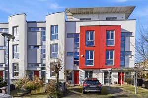 Modernes Stadthaus an der Gracht in Köln-Junkersdorf! Sauna, EBK + Keller – Die vollständige Adresse der Immobilie erhältst du vom Anbieter., 50858 Junkersdorf, Köln – Vorschaubild 2