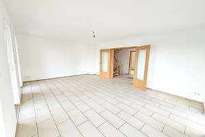 Großzügiges Toskana-Reiheneckhaus mit 5 Zimmer, 1 Appartement und 2 Terrassen in Schierling – Die vollständige Adresse der Immobilie erhältst du vom Anbieter., 84069 Schierling – Vorschaubild 4