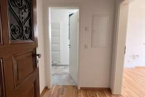 Exklusiver Erstbezug: Kernsanierte 2-Zimmer-Wohnung mit Balkon – 4357 Mockau-Süd, Leipzig – Vorschaubild 1