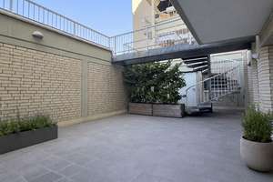 Urbanes Unikat im Herzen von Unterbilk – 3 Zimmer, große Innenhofterrasse & Stellplatz – 40217 Unterbilk, Düsseldorf – Vorschaubild 2