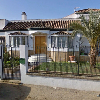 HAUS IN BORNOS