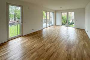 Exklusives Uferleben: Große 4-Zimmerwohnung mit Südwest-Balkon und direktem Wasserblick – Wendenschloßstraße 330/332, 12557 Berlin – Vorschaubild 3