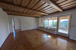 **RESERVIERT**Einfamilienhaus mit ausbaufähigem Dachgeschoss in ruhiger Stadtlage – Kirchberger Straße 11, 84359 Rottal-Inn (Kreis) – Vorschaubild 8