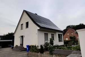 Kernsaniertes Familienhaus mit großem Garten & PV-Anlage in BS-Völkenrode