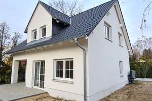 Einfamilienhaus 2020 mit Garten, ruhig und zentral