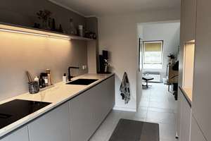 Großzügige 4,5 Zimmer Dachgeschosswohnung mit viel Licht, Kamin und großem Gemeinschaftsgarten – 50739 Bilderstöckchen, Köln – Vorschaubild 10