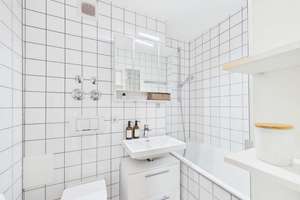 SITULI: Ruhig gelegen in Fasanerie - 3 Zimmerwohnung auf zwei Ebenen mit Terrasse – Die vollständige Adresse der Immobilie erhältst du vom Anbieter., 80995 Lerchenau-West, München – Vorschaubild 9