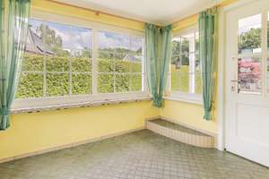 Ein Haus – viele Möglichkeiten: Großzügiges Ein-/Zweifamilienhaus in Norderstedt-Glashütte! – Böttgerstraße 39, 22851 Norderstedt – Vorschaubild 2