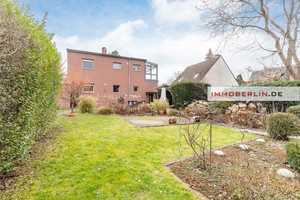 IMMOBERLIN.DE - Wohlfühllage: Interessantes Ein-/Zweifamilienhaus mit großem Garten im Rudower Blum – Berlin – Vorschaubild 1