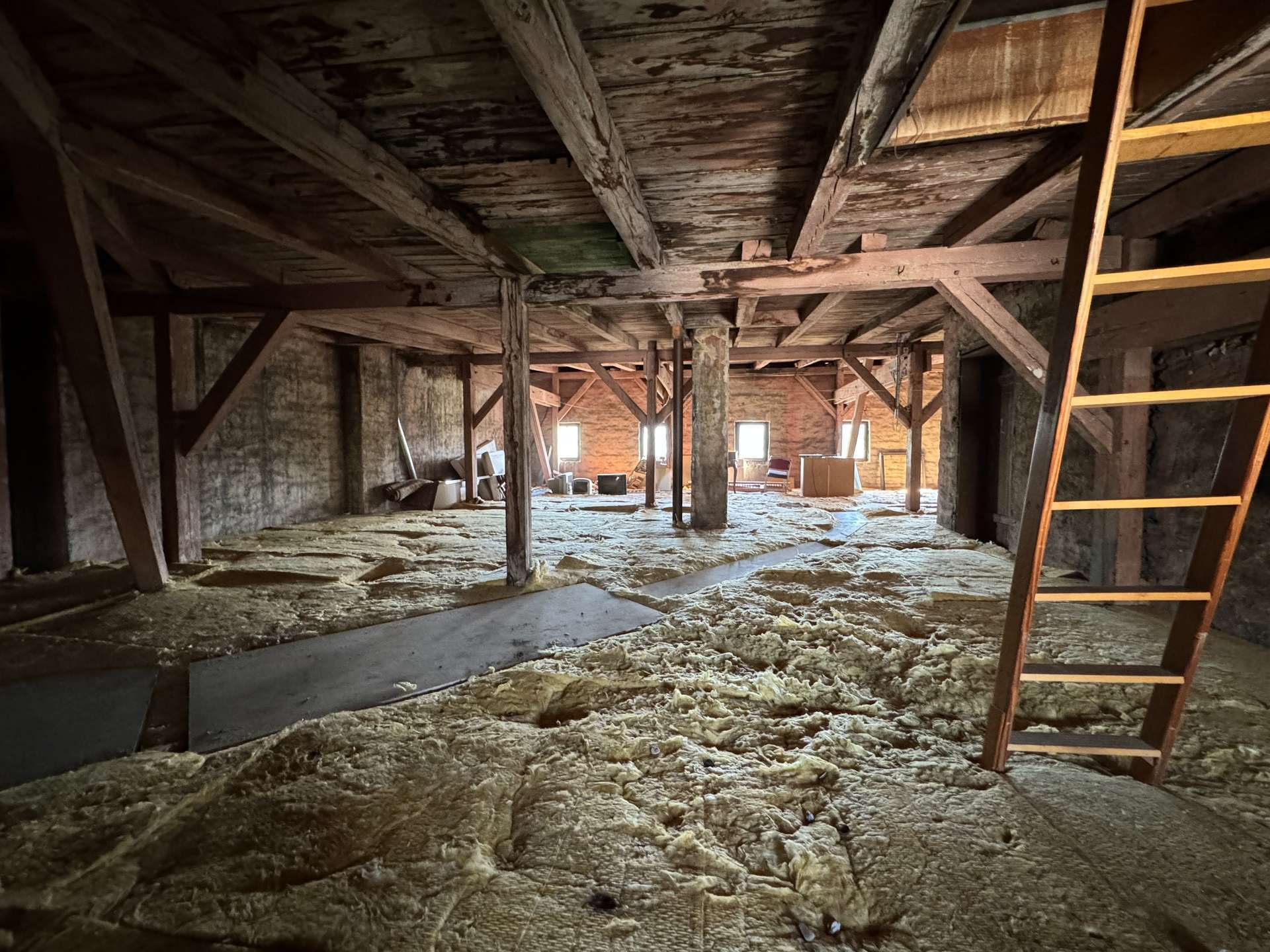 Einzigartiges Ausbaupotenzial - Unausgebautes Dachgeschoss im Szenekiez Kreuzberg, Berlin – Bild 4