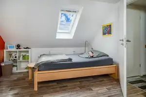Attraktives Reihenendhaus in Aurich – Ruhig Wohnen mit Blick ins Grüne und nur wenige Gehminuten bis – Aurich (Kreis) – Vorschaubild 3