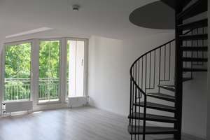 Exklusive 4,5-Zimmer Maisonette-Wohnung mit Balkon im 4. OG in Reutlingen – Lederstraße 102, 72764 Reutlingen-Mitte, Reutlingen – Vorschaubild 2