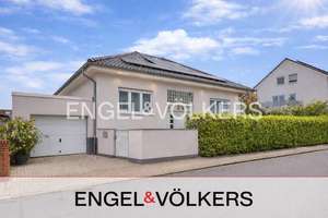 Stilvoll modernisiertes & freistehendes Einfamilienhaus in Griesheim – Die vollständige Adresse der Immobilie erhältst du vom Anbieter., 64347 Griesheim – Vorschaubild 1