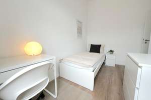 Mitbewohnerin gesucht - Frauen WG mitten in Frankfurt 🏡 – 60385 Ostend, Frankfurt am Main – Vorschaubild 1