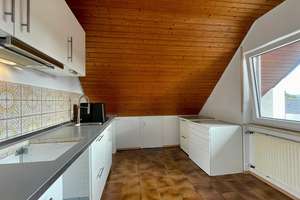 Wohnen mit Charakter: Vier-Zimmer-Dachgeschosswohnung in Carlsberg – Poststr. 16a, 67316 Carlsberg – Vorschaubild 7