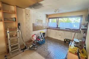 Reihenhaus 157 m²/ Wohnfläche, in Frankfurt-Niederrad mit Garten, Terrasse, Balkon, Loggia, Kamin – 60528 Niederrad, Frankfurt am Main – Vorschaubild 12