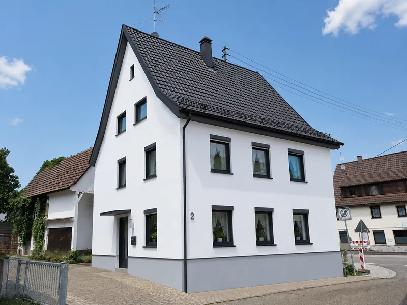3-unit MFH – Schwieberdingen – historic timber-frame, attic & barn potential