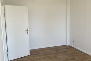 Sonnige 3-Zimmer-Wohnung mit EBK, Glasfaser & Stellplatz auf dem Sonnenberg – Sonnenstraße 57, 9130 Chemnitz – Vorschaubild 14