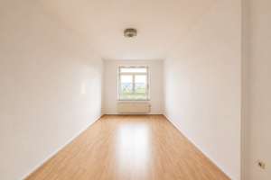 *HELLE & BEZUGSFREIE 2 ZI WOHNUNG* - LEBEN IM DÜSSELTAL – Ahnfeldstr. 13, 40239 Düsseltal, Düsseldorf – Vorschaubild 8