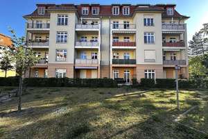 Bezugsfrei ab 01.07.26 ** 2-Zimmer-Neubau-Wohnung mit EBK, Fußbodenheizung, Balkon & PKW-Stellplatz