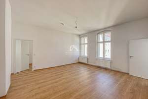 TOP-LAGE IM PRENZLAUER BERG! RENOVIERTE UND KLASSISCHE ALTBAUWOHNUNG! PROVISIONSFREI! – Schönhauser Allee 103, 10439 Prenzlauer Berg, Berlin – Vorschaubild 3