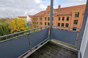 Die ideale Singelwohnung mit Balkon & Parkettboden – Thiemstraße 6, 39104 Buckau, Magdeburg – Vorschaubild 1