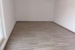 großzügige 4 Zimmer Wohnung mit offenem Küchen-/Wohnbereich und Gartenanteil – Weserstr. 227a, 27572 Wulsdorf, Bremerhaven – Vorschaubild 11