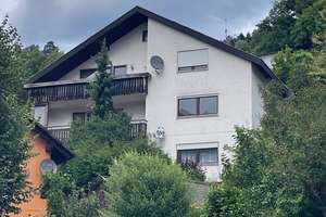 Großzügiges Zweifamilienhaus mitten in Alpirsbach – Die vollständige Adresse der Immobilie erhältst du vom Anbieter., 72275 Alpirsbach – Vorschaubild 2