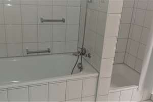 Schöne 3-Zimmerwohnung im Obergeschoß mit Balkon und EBK in Ulm – Virchowstraße 13, 89081 Eselsberg, Ulm – Vorschaubild 3