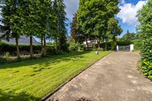 Exklusiv modernisierte Altbauvilla mit großzügigem Grundstück und stilvollen Ausstattungsdetails – Die vollständige Adresse der Immobilie erhältst du vom Anbieter., 23858 Reinfeld (Holstein) – Vorschaubild 28