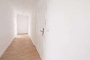 Frisch renoviert! - 3 Zimmer + Küche - Helle Erdgeschosswohnung mit Tageslichtbad – Hebelstraße 15, 4177 Altlindenau, Leipzig – Vorschaubild 5