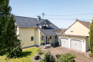 Simmern - Hochwertig ausgestattetes Ein-Zweifamilienhaus mit viel Platz für die große Familie – Westerwaldkreis – Vorschaubild 1