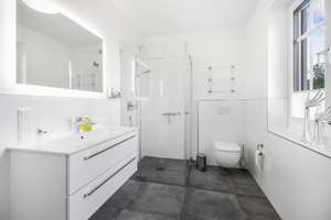 Bremen-Habenhausen: Barrierefreie Etagenwohnung mit Aufzug in unmittelbarer Nähe vom Werder Karree – Die vollständige Adresse der Immobilie erhältst du vom Anbieter., 28279 Habenhausen, Bremen – Vorschaubild 17