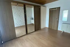 Gepflegtes Reihenendhaus mit Wintergarten und Garage in Bielefeld-Sennestadt zu verkaufen! – Bielefeld – Vorschaubild 8