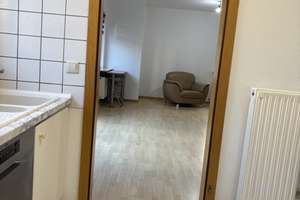 Gepflegte 2-Zimmer-Wohnung mit Terrasse und EBK in Heilbronn-Klingenberg – 74081 Klingenberg, Heilbronn – Vorschaubild 5