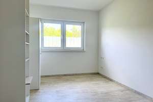 Einfamilienhaus mit Wintergarten, Teich, Carport in Top Zustand in ruhiger Lage – Andromedastraße 18, 99092 Bindersleben, Erfurt – Vorschaubild 12