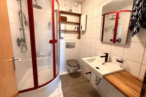 Schöne Dachgeschosswohnung mit großem Balkon und Stellplatz! – 46049 Alstaden-West, Oberhausen – Vorschaubild 11