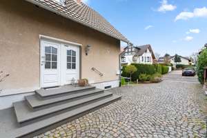 Neuer Preis! Geschmackvoll saniertes Einfamilienhaus mit Traumgarten in Rheinbacher Toplage – Die vollständige Adresse der Immobilie erhältst du vom Anbieter., 53359 Rheinbach – Vorschaubild 18