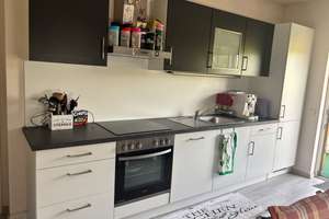 Helle und große 3-Zi-Wohnung mit Balkon, EBK, sanierten Bad – Die vollständige Adresse der Immobilie erhältst du vom Anbieter., 65205 Erbenheim, Wiesbaden – Vorschaubild 4